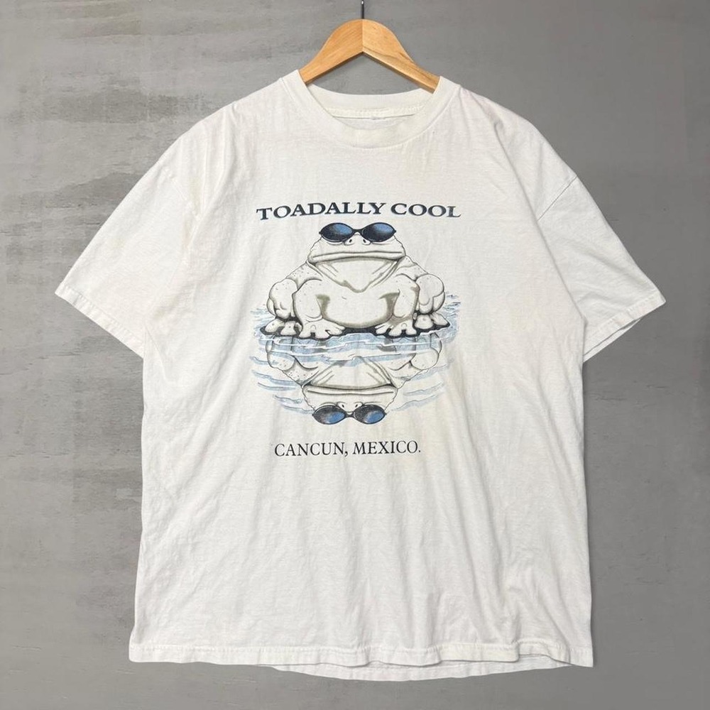 Vintage White Funny Y2K Parody Shirt Toadally Cool Frog Cancun Mexico Graphic XL
